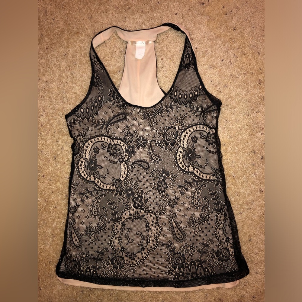 Charlotte Russe Size Medium top EUC Fully lined halter neckline. EUC - Picture 2 of 7